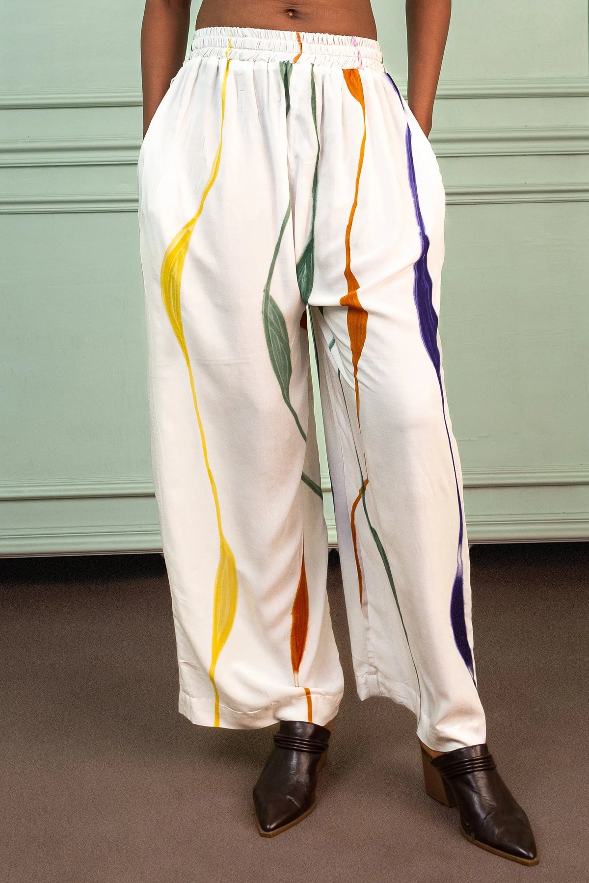 Itara Pant